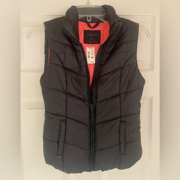 Aeropostale Puffer Vest - Picture 1 of 3
